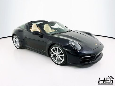 Used 2021 Porsche 911 Targa 4S AWD/4WD image 21