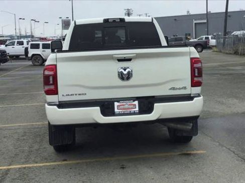 Used 2023 RAM 3500 Limited w/ Towing Technology Group image 7