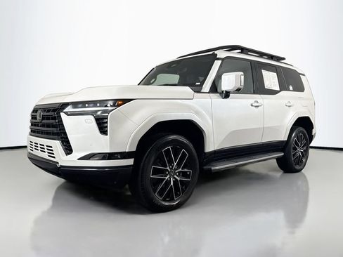 Used 2024 Lexus GX 550 w/ Cold Area Package AWD/4WD image 44