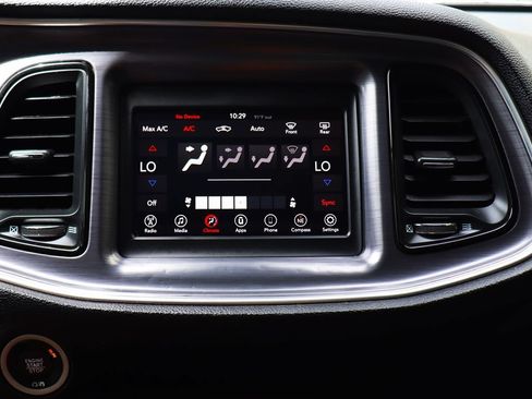 Used 2018 Dodge Challenger SXT RWD image 41