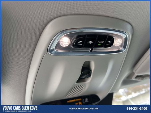 Used 2020 Volvo XC90 T6 Momentum w/ Protection Package image 30