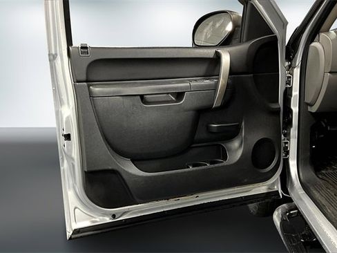 Used 2013 Chevrolet Silverado 1500 LS image 19