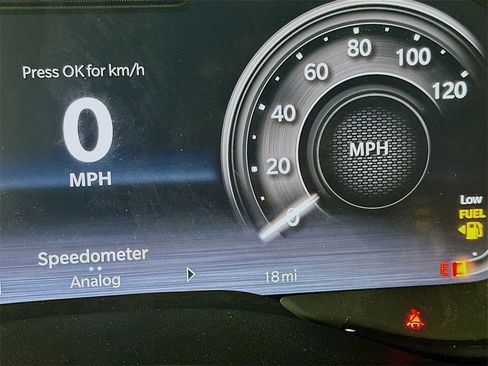 New 2026 RAM 2500 Limited w/ Towing Technology Group image 11