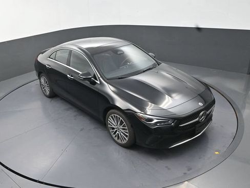 Used 2025 Mercedes-Benz CLA 250 image 23