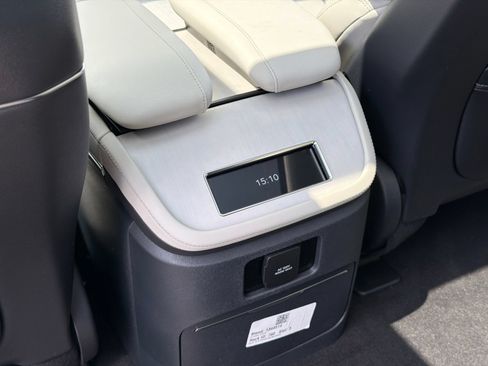 New 2026 Lincoln Navigator Reserve AWD/4WD image 20