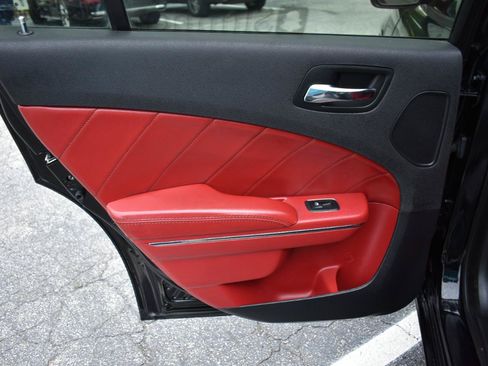 Used 2013 Dodge Charger R/T RWD image 34