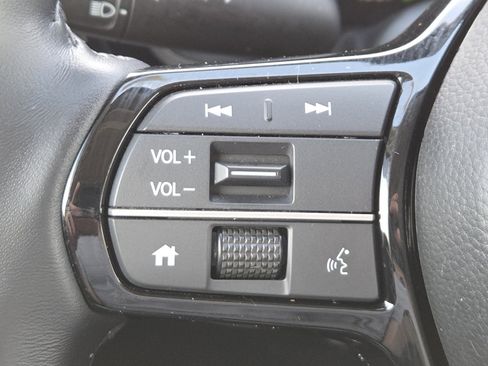 Used 2025 Honda CR-V EX-L image 34