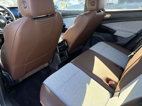 Certified 2023 Volkswagen ID.4 Pro RWD image 29