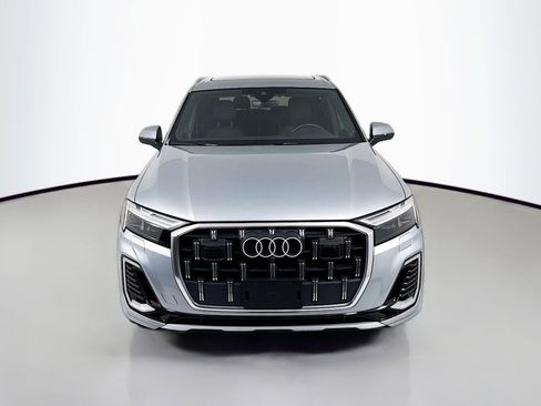 Used 2025 Audi Q7 3.0T Premium Plus AWD/4WD image 2