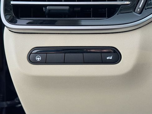 Used 2024 INFINITI QX60 Luxe w/ Performance Audio Package AWD/4WD image 15