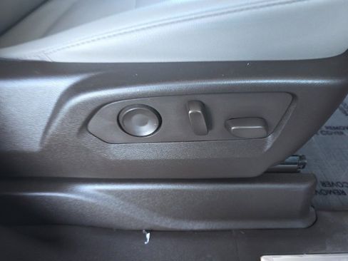 Used 2021 Chevrolet Tahoe LT image 12