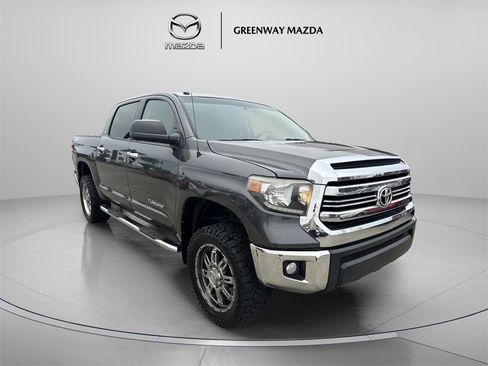 Used 2017 Toyota Tundra SR5 image 1