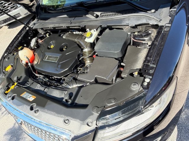 Used 2019 Lincoln MKC Select w/ Select Plus Package FWD image 23