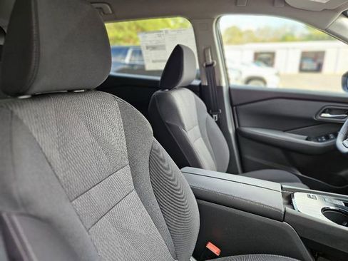 New 2026 Nissan Rogue SV w/ Cold Weather Package FWD image 12