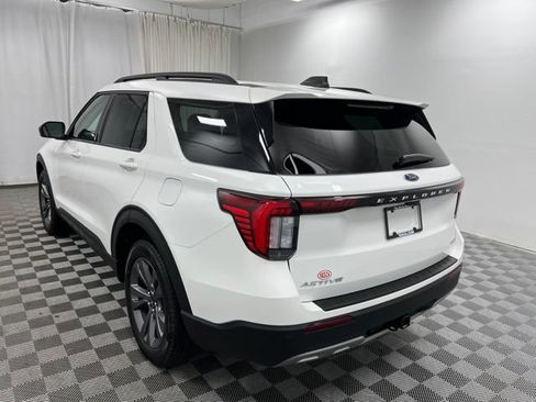 Used 2026 Ford Explorer Active w/ Active Comfort Package AWD/4WD image 6