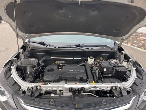 Used 2021 Chevrolet Equinox Premier image 23
