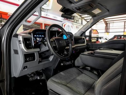 Used 2023 Ford F350 XL w/ 360-Degree Camera Package AWD/4WD image 5