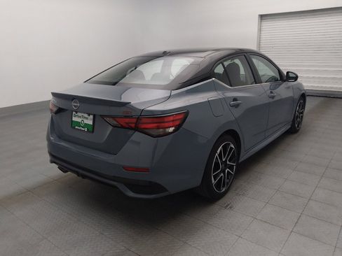 Used 2025 Nissan Sentra SR FWD image 9