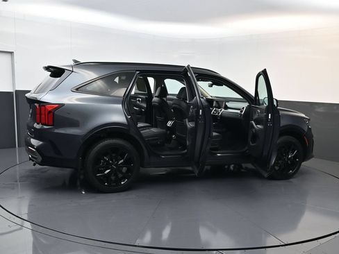 Used 2023 Kia Sorento SX AWD/4WD image 31