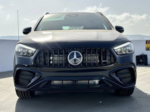 New 2025 Mercedes-Benz GLA 35 AMG 4MATIC image 6