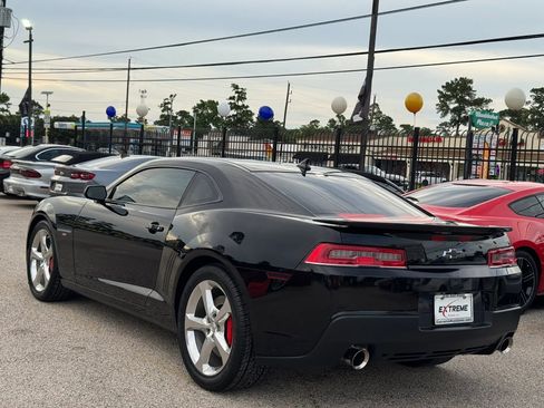 Used 2014 Chevrolet Camaro SS w/ RS Package RWD image 7