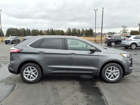 Used 2024 Ford Edge SEL image 7