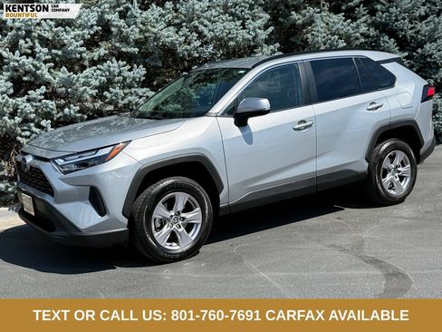 Used 2025 Toyota RAV4 XLE AWD/4WD image 1