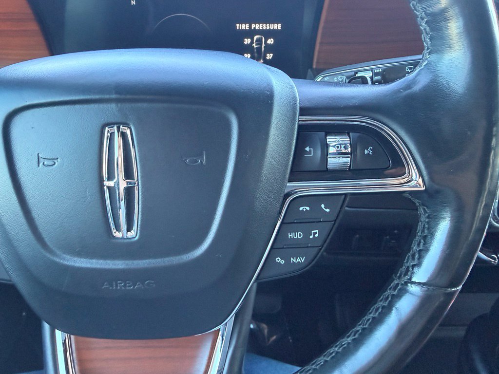 Used 2018 Lincoln Navigator L Select w/ Technology Package AWD/4WD image 19