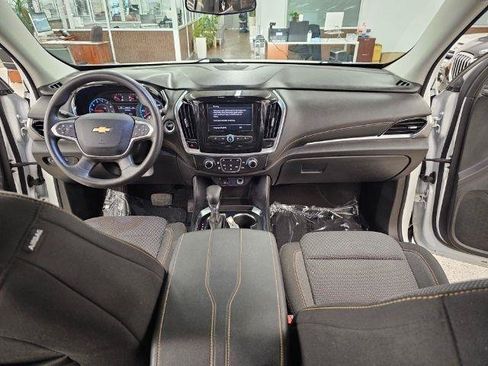 Used 2021 Chevrolet Traverse LS AWD/4WD image 15