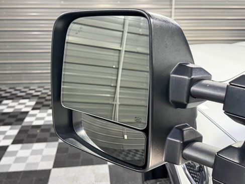 Used 2018 Nissan Titan PRO-4X w/ Pro-4x Convenience Package image 40