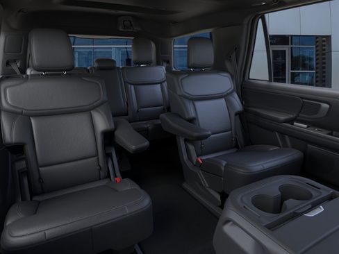 New 2026 Ford Expedition Platinum w/ Stealth Appearance Package AWD/4WD image 11
