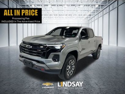 Used 2024 Chevrolet Colorado Z71 w/ Z71 Convenience Package 2