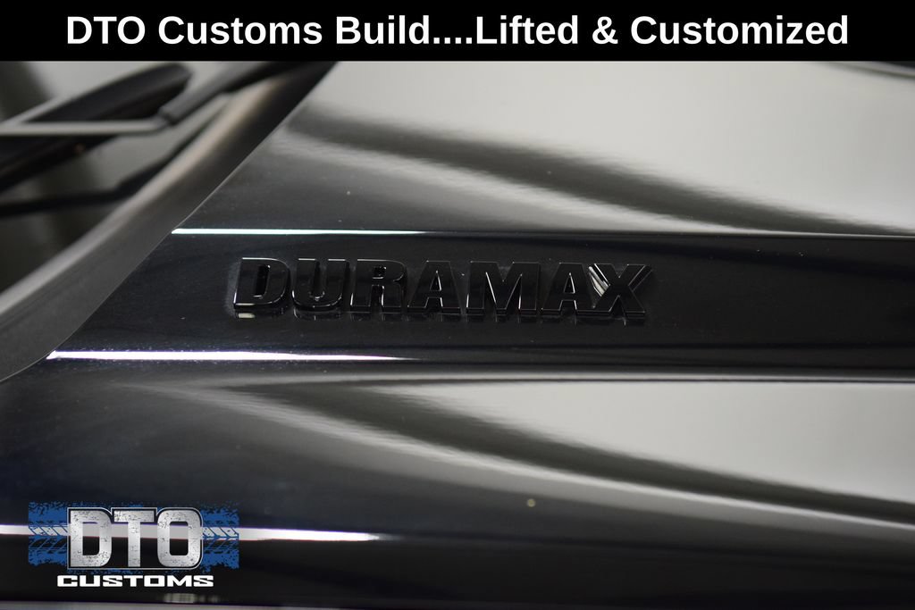 Used 2025 Chevrolet Silverado 1500 High Country w/ Midnight Edition AWD/4WD image 13
