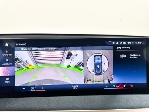 Used 2022 BMW iX xDrive50 w/ Premium Package image 25