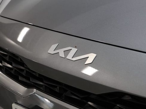 Used 2024 Kia Forte LXS FWD image 12