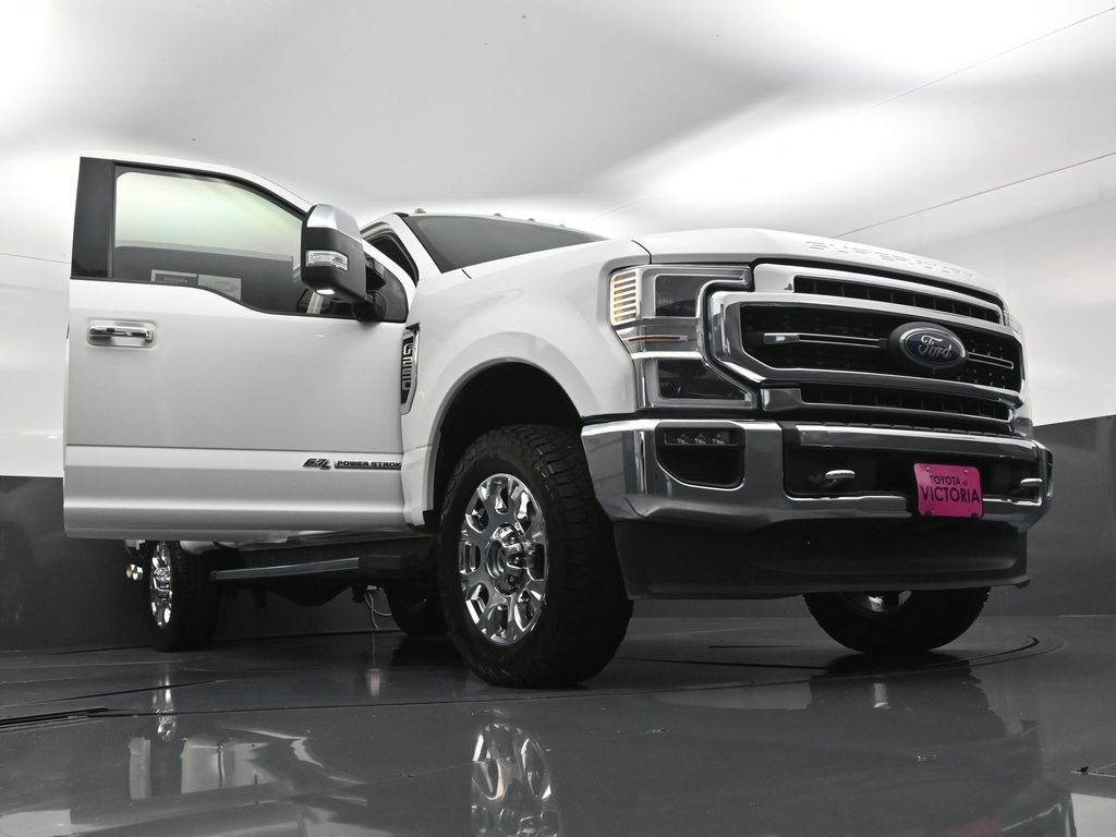 Used 2022 Ford F250 Lariat w/ Lariat Ultimate Package AWD/4WD image 28