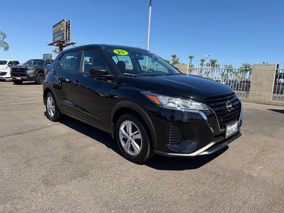 Certified 2025 Nissan Kicks Play S