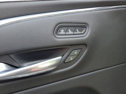 Used 2021 Cadillac Escalade Sport w/ Driver Assist Tech Package image 24