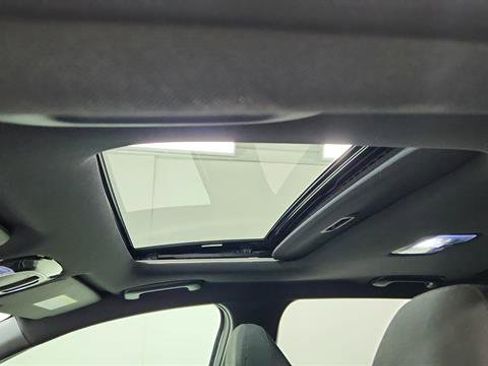 Used 2022 Hyundai Santa Cruz SEL Premium image 12