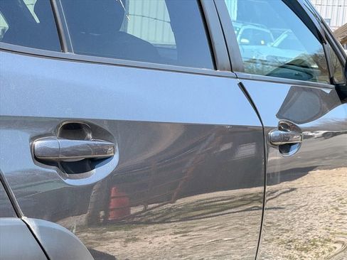 Used 2024 Subaru Outback Wilderness image 17