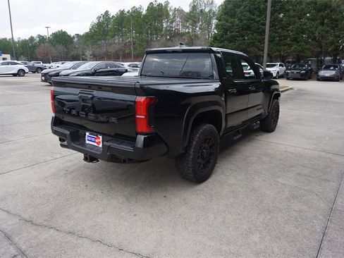 Used 2025 Toyota Tacoma SR5 image 23