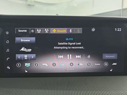 Used 2025 Nissan Murano SV image 28