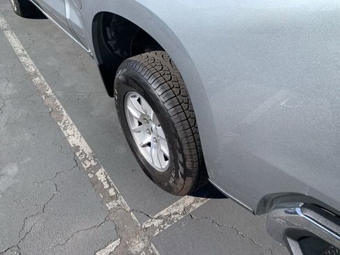 Used 2026 Chevrolet Silverado 1500 LT image 11