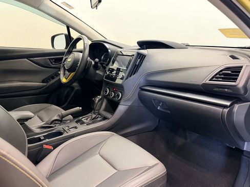 Used 2021 Subaru Crosstrek 2.5i Sport AWD/4WD image 19