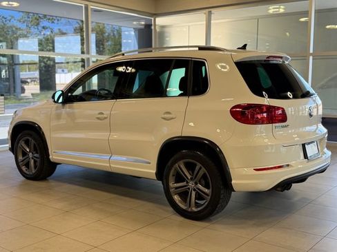 Used 2017 Volkswagen Tiguan Sport AWD/4WD image 14
