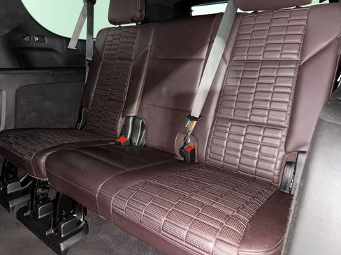 Certified 2023 Cadillac Escalade ESV Sport Platinum image 43