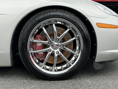 Used 2008 Chevrolet Corvette Convertible w/ Preferred Equipment Group RWD image 13