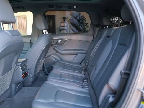 Used 2021 Audi Q7 3.0T Premium Plus w/ Executive Package AWD/4WD image 24