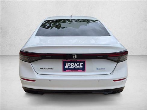 Used 2024 Honda Accord EX-L image 7