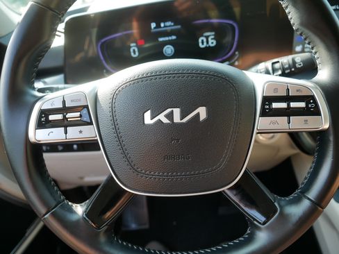 Certified 2024 Kia Telluride S AWD/4WD image 25